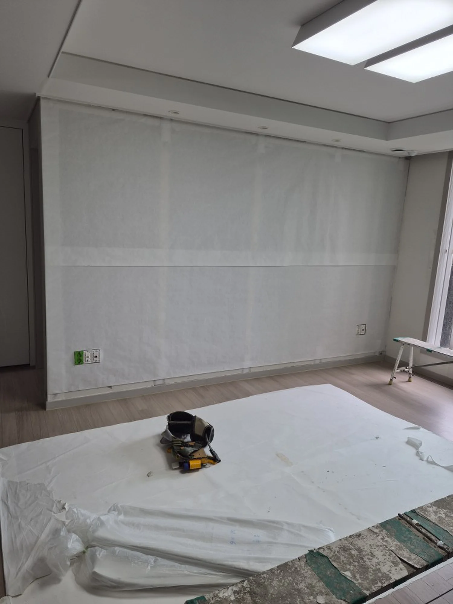 부천 역곡동 28평아파트 벽실크도배시공 현장 사진